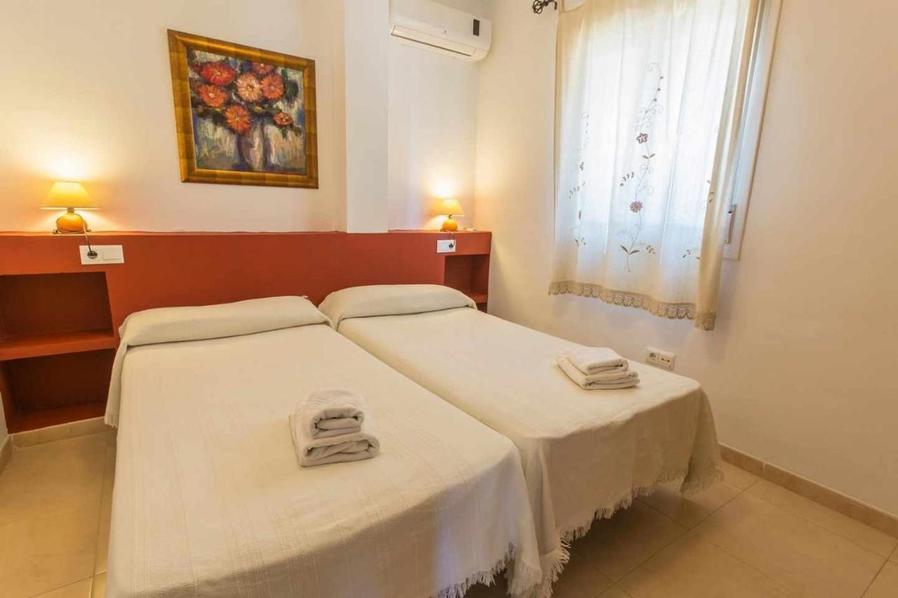 Apartamentos ChimeneaPlaya Nerja Habitación foto